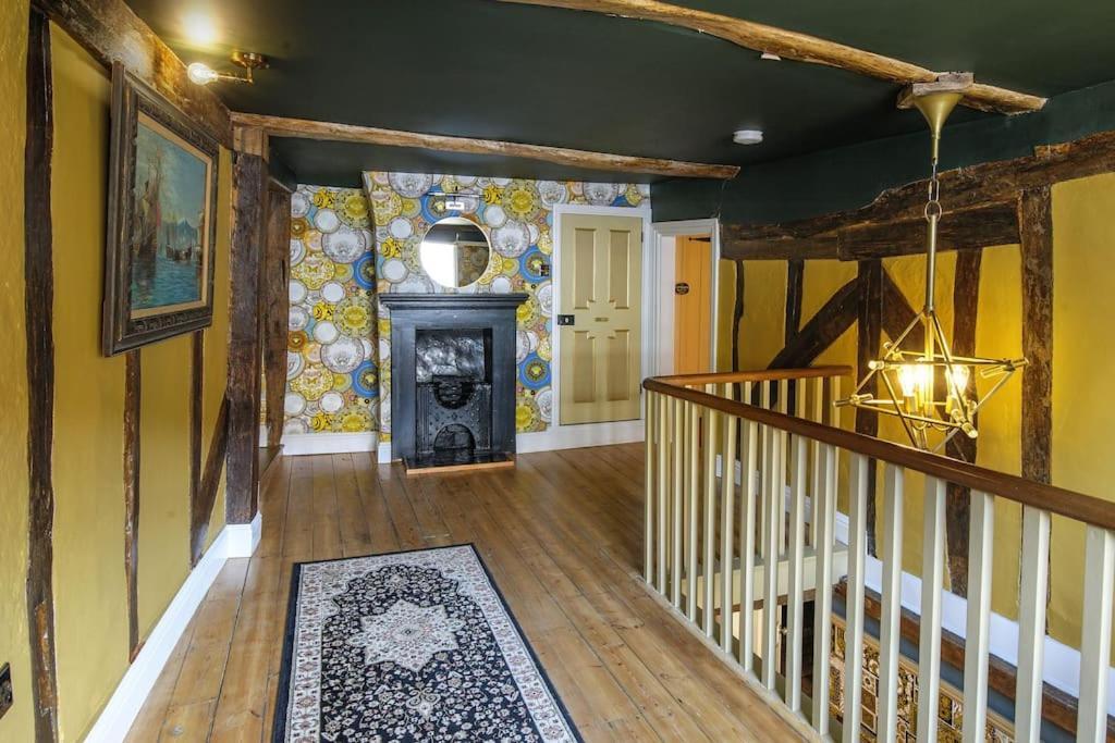 The Famous Harry Potter House, Hot Tub, Cinema Room, Sky Tv Saffron Walden Buitenkant foto