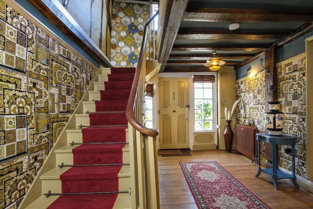 The Famous Harry Potter House, Hot Tub, Cinema Room, Sky Tv Saffron Walden Buitenkant foto